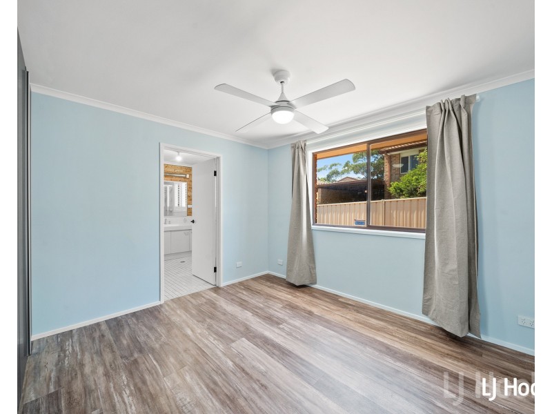 2/12 Lazarus Crescent, Queanbeyan NSW 2620