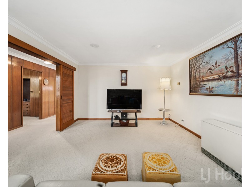 77 Morton Street, Crestwood NSW 2620