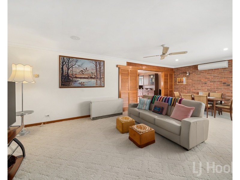 77 Morton Street, Crestwood NSW 2620