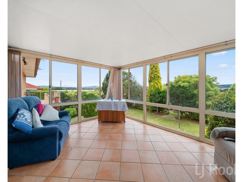 77 Morton Street, Crestwood NSW 2620