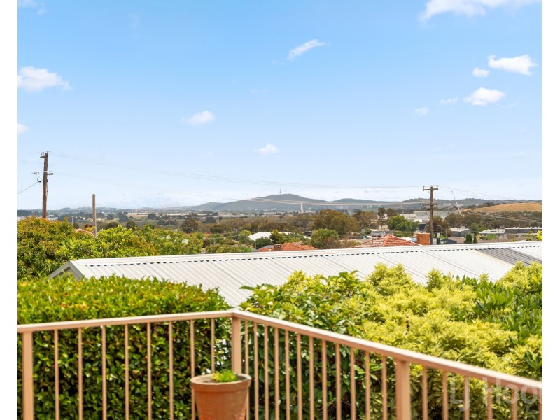77 Morton Street, Crestwood NSW 2620