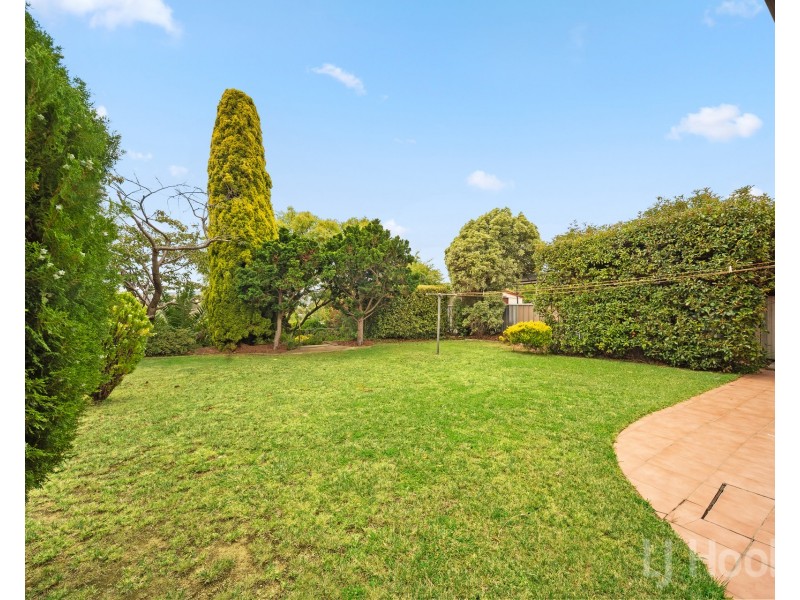 77 Morton Street, Crestwood NSW 2620