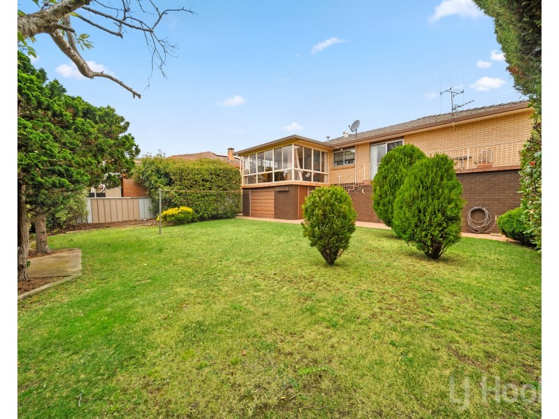 77 Morton Street, Crestwood NSW 2620