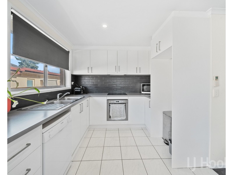 10 Early Street, Queanbeyan NSW 2620