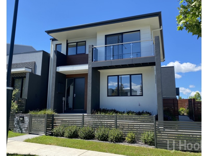 275 Gorman Drive, Googong NSW 2620