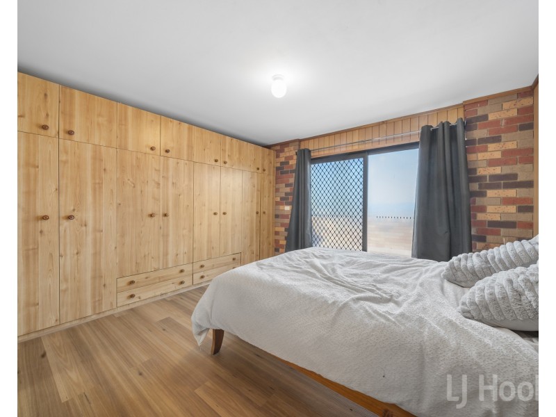 22 John Bull Street, Queanbeyan West NSW 2620