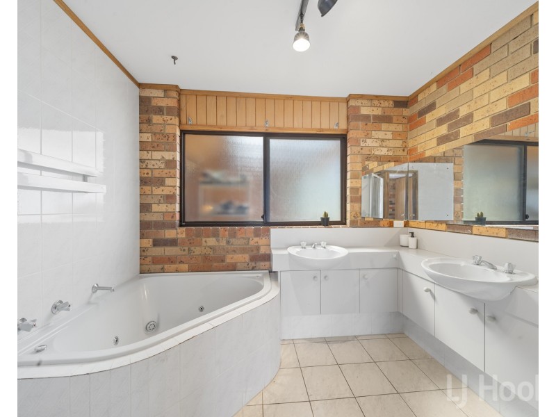 22 John Bull Street, Queanbeyan West NSW 2620