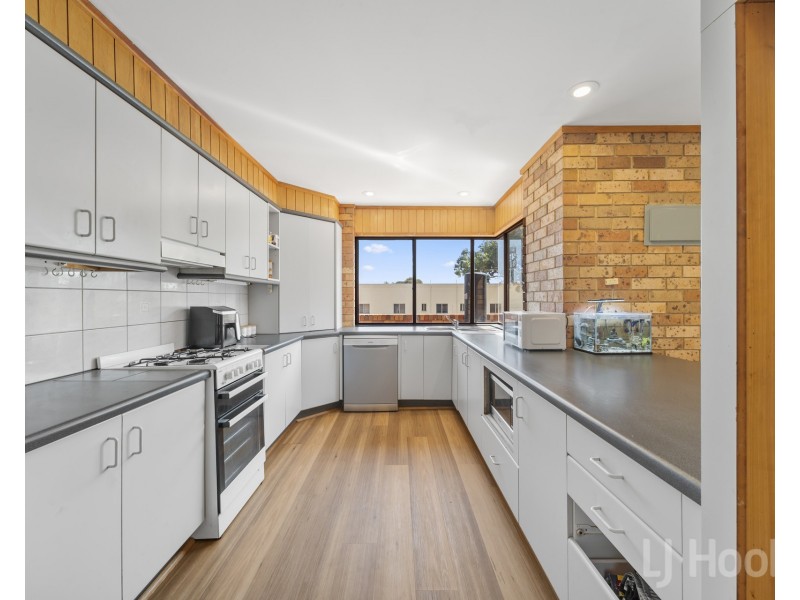 22 John Bull Street, Queanbeyan West NSW 2620