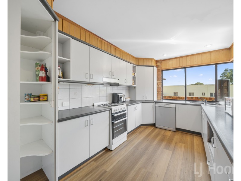 22 John Bull Street, Queanbeyan West NSW 2620