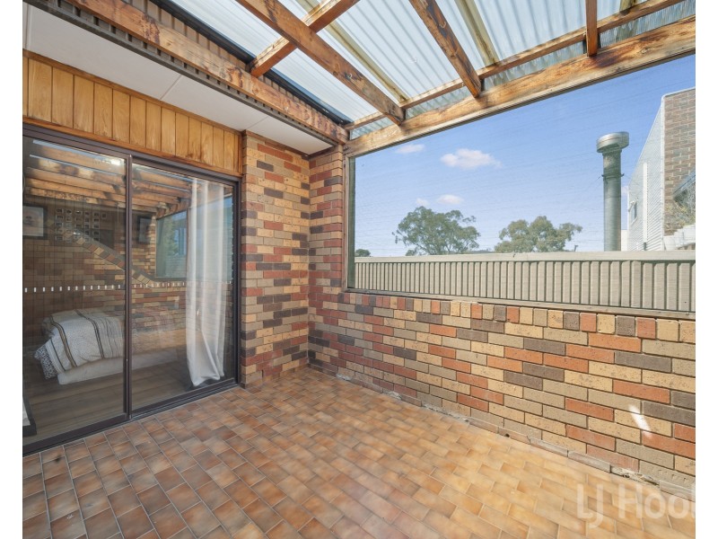 22 John Bull Street, Queanbeyan West NSW 2620