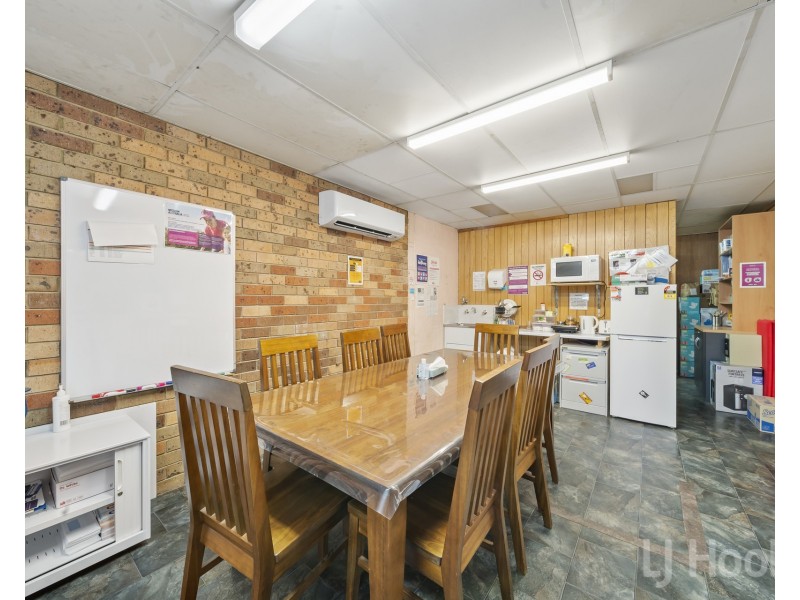 22 John Bull Street, Queanbeyan West NSW 2620