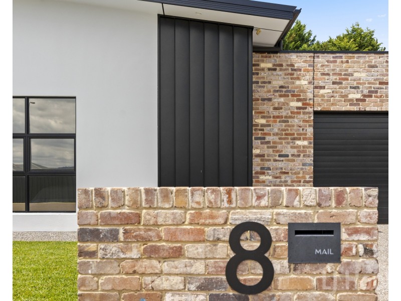 8 Millwood Lane, Bungendore NSW 2621