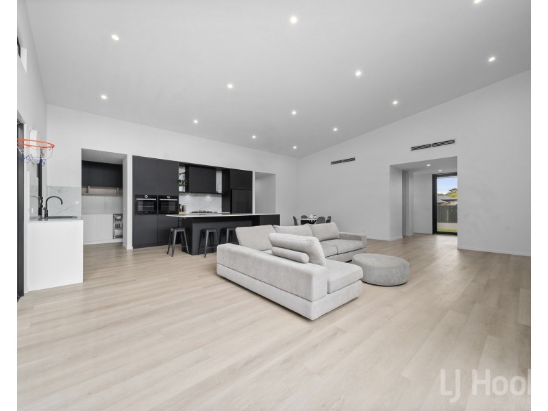 8 Millwood Lane, Bungendore NSW 2621