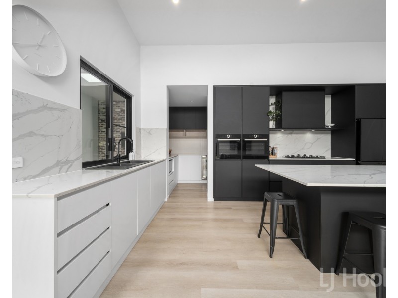 8 Millwood Lane, Bungendore NSW 2621