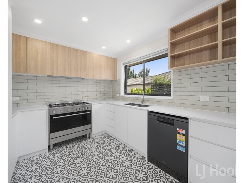 5 Tooroonga Crescent, Jerrabomberra NSW 2619