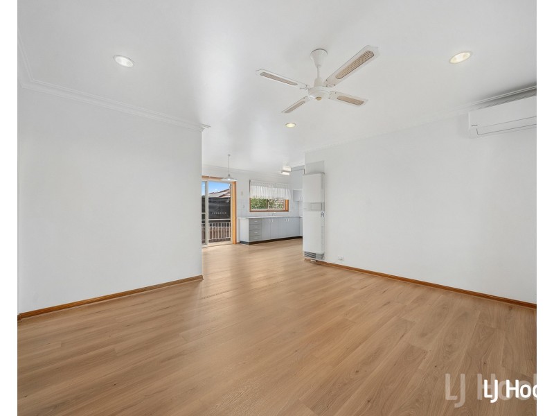 2/31 Stornaway Road, Queanbeyan NSW 2620
