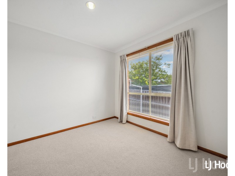 2/31 Stornaway Road, Queanbeyan NSW 2620