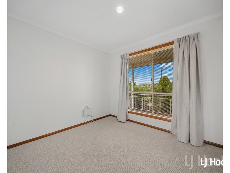 2/31 Stornaway Road, Queanbeyan NSW 2620