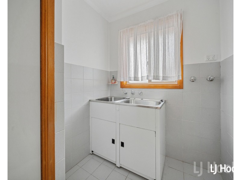 2/31 Stornaway Road, Queanbeyan NSW 2620