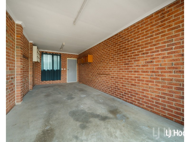 2/31 Stornaway Road, Queanbeyan NSW 2620