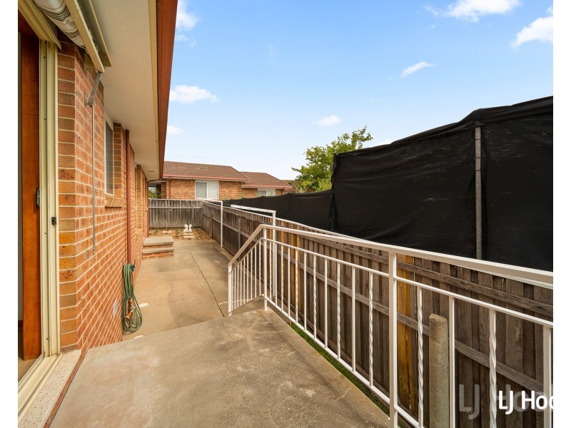 2/31 Stornaway Road, Queanbeyan NSW 2620