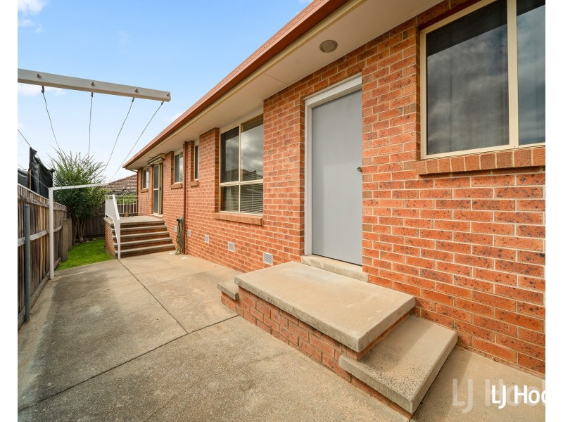 2/31 Stornaway Road, Queanbeyan NSW 2620