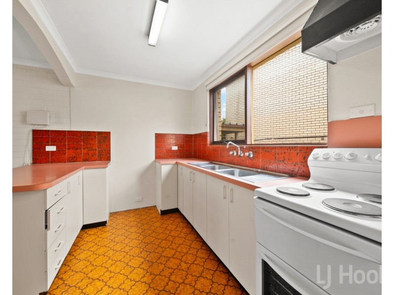 8/16 Broughton Place, Queanbeyan NSW 2620