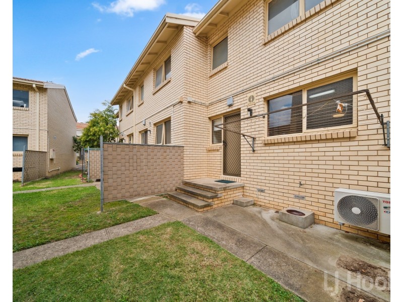 8/16 Broughton Place, Queanbeyan NSW 2620