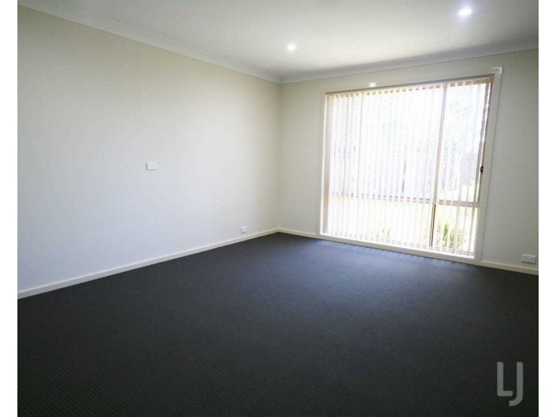 15 Day Circuit, Bungendore NSW 2621