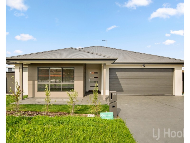 23 Cunningdroo Street, Googong NSW 2620