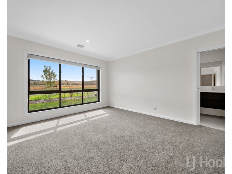 23 Cunningdroo Street, Googong NSW 2620