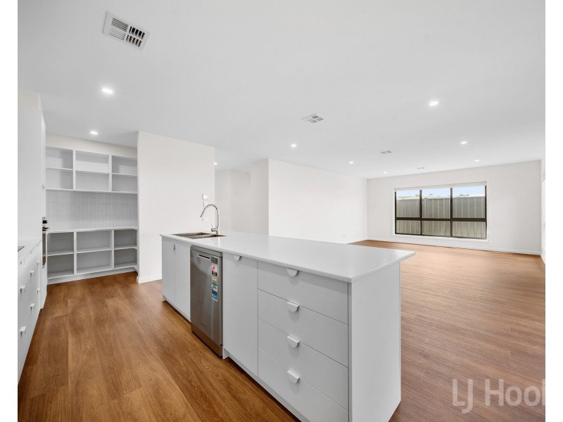 23 Cunningdroo Street, Googong NSW 2620