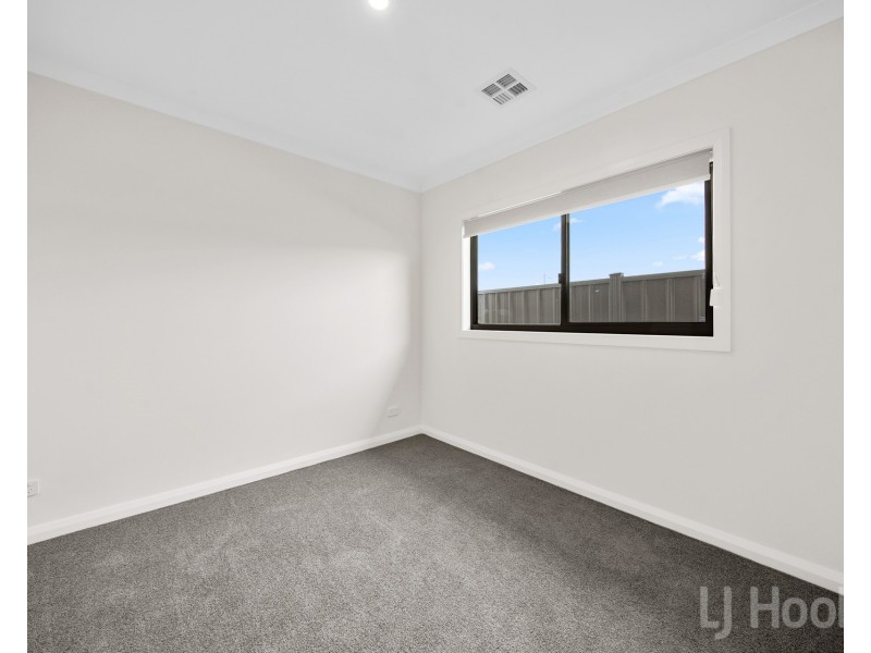 23 Cunningdroo Street, Googong NSW 2620