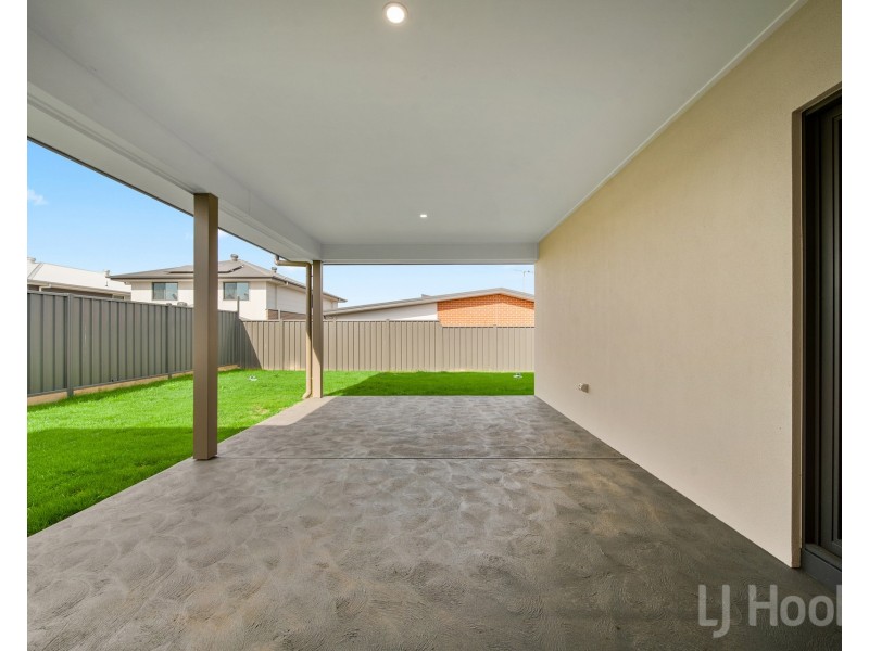 23 Cunningdroo Street, Googong NSW 2620