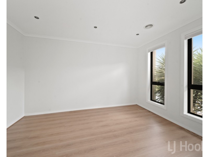 4 Allambee Street, Jerrabomberra NSW 2619