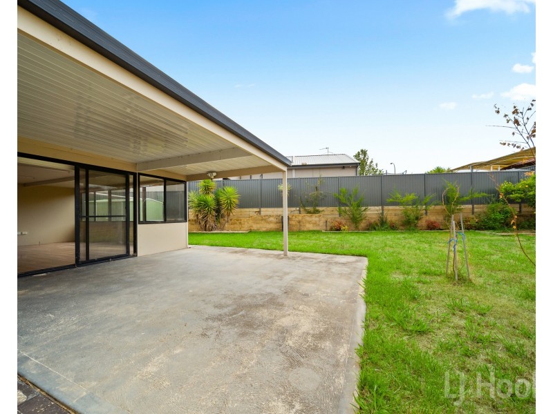 4 Allambee Street, Jerrabomberra NSW 2619