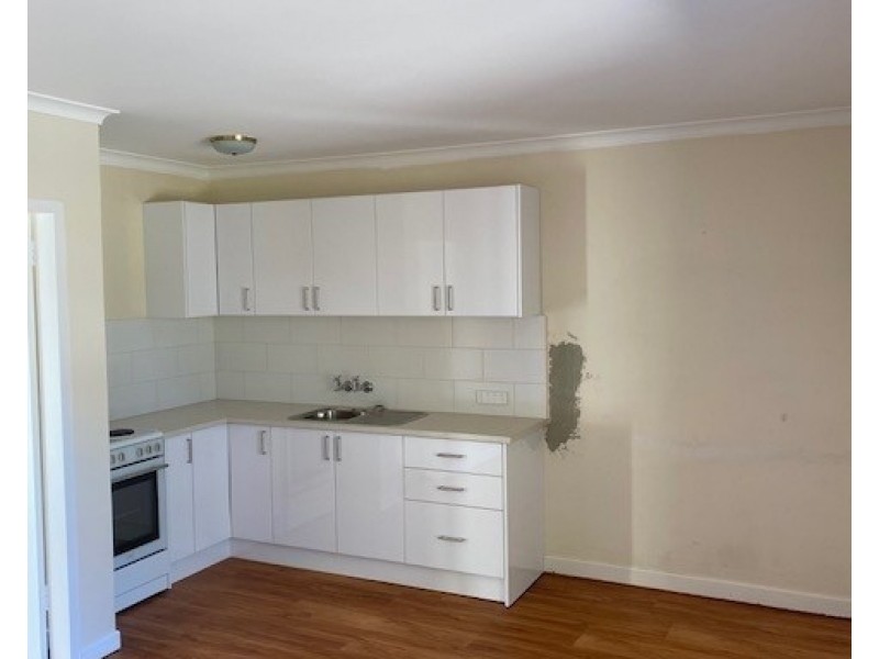 13/122 Henderson Road, Queanbeyan NSW 2620