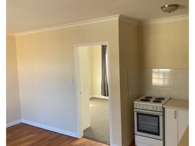 13/122 Henderson Road, Queanbeyan NSW 2620