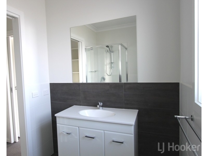 256 Gorman Drive, Googong NSW 2620