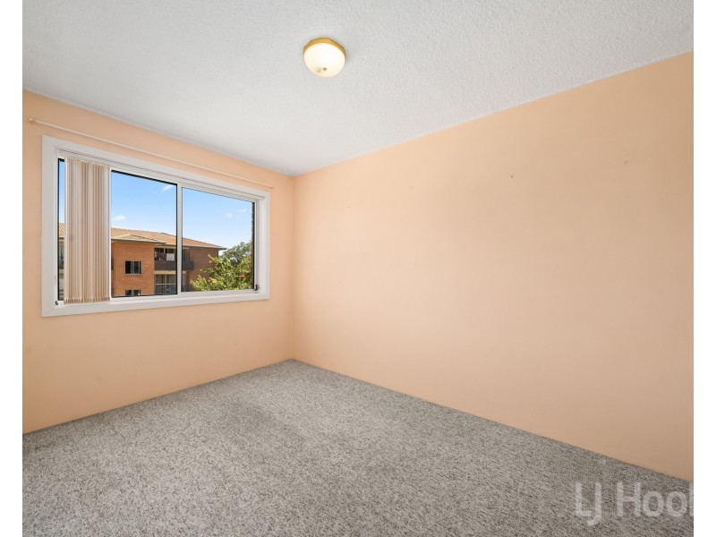8/102 Henderson Road, Crestwood NSW 2620