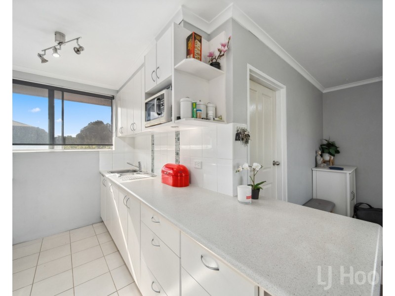 25/74-80 Collett Street, Queanbeyan NSW 2620