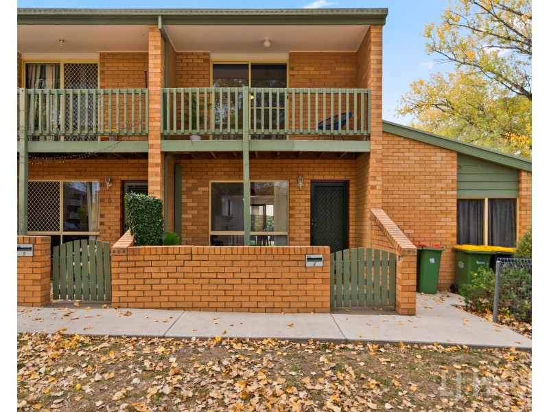 6/4 Booth Street, Queanbeyan East NSW 2620
