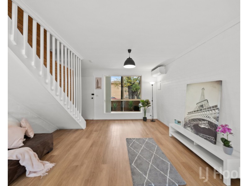 6/4 Booth Street, Queanbeyan East NSW 2620