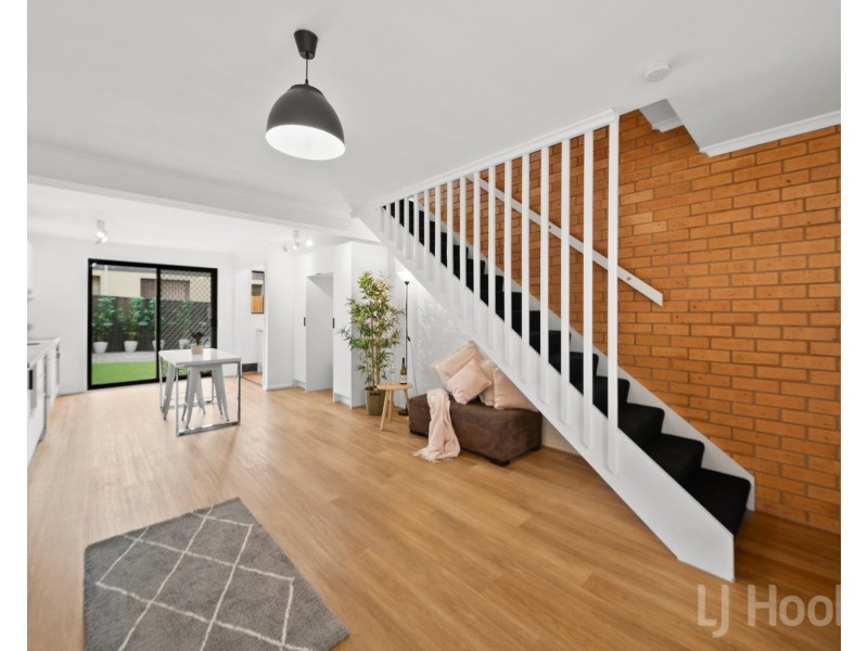 6/4 Booth Street, Queanbeyan East NSW 2620