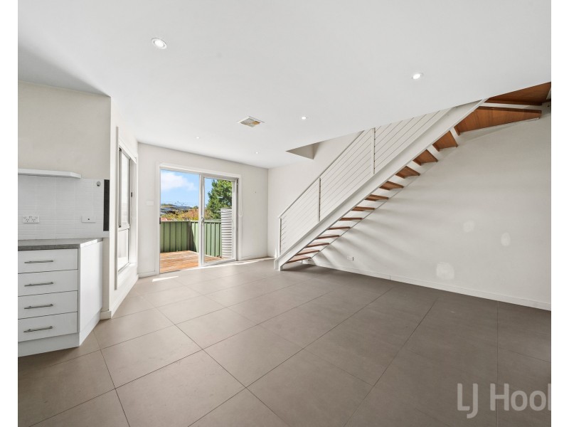 1/2-4 Cassidy Street, Queanbeyan West NSW 2620
