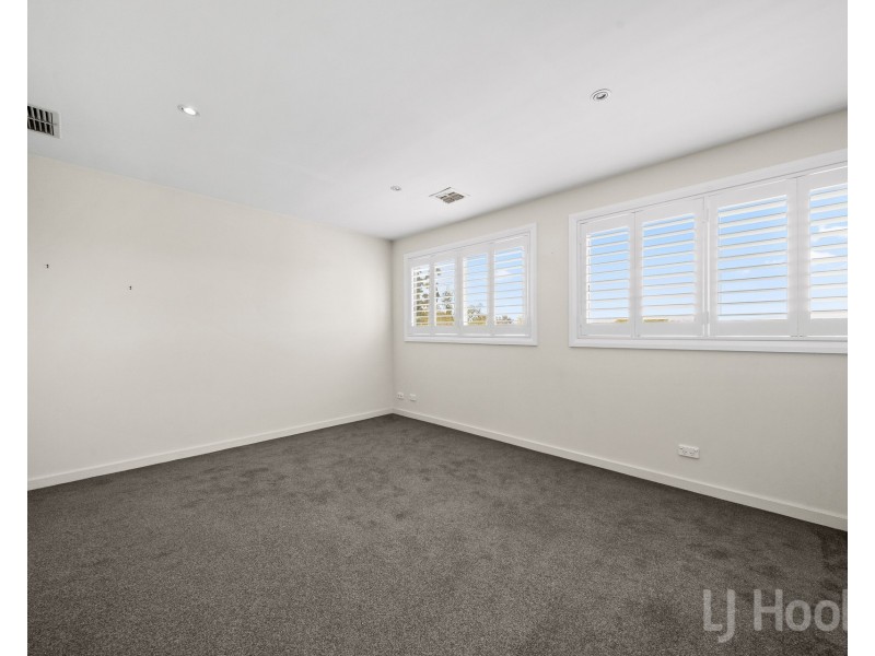 1/2-4 Cassidy Street, Queanbeyan West NSW 2620