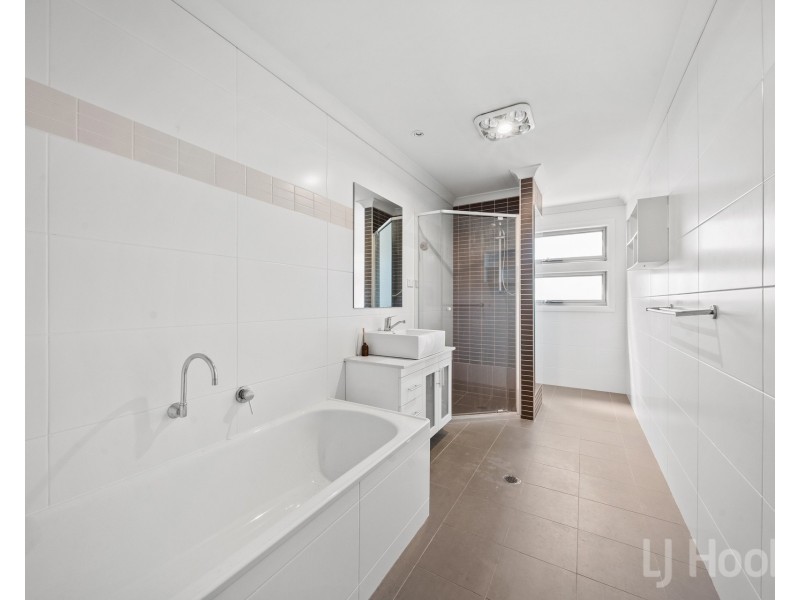 1/2-4 Cassidy Street, Queanbeyan West NSW 2620