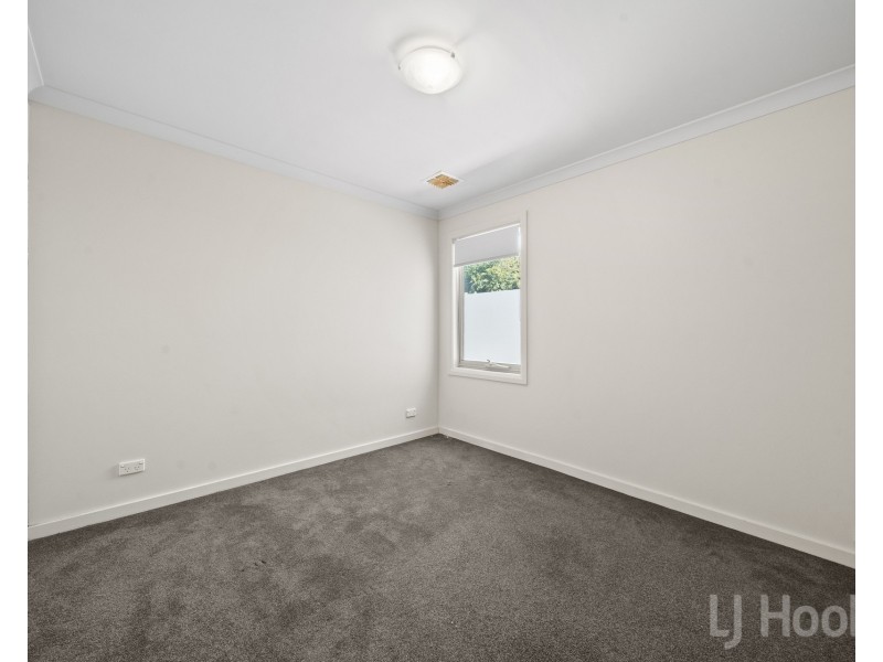 1/2-4 Cassidy Street, Queanbeyan West NSW 2620