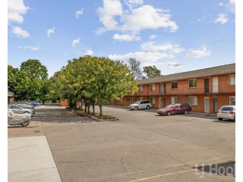 4/22 Mowatt Street, Queanbeyan NSW 2620