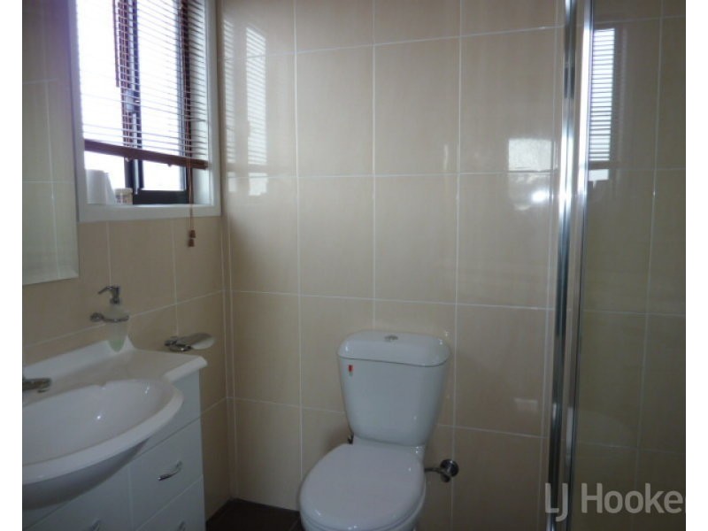 19C Monaro Street, Queanbeyan NSW 2620